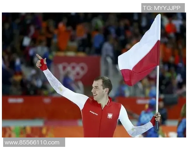 聚焦运动员成长与突破探索体能与心理双重挑战的奋斗之路 聚焦运动员成长与突破探索体能与心理双重挑战的奋斗之路